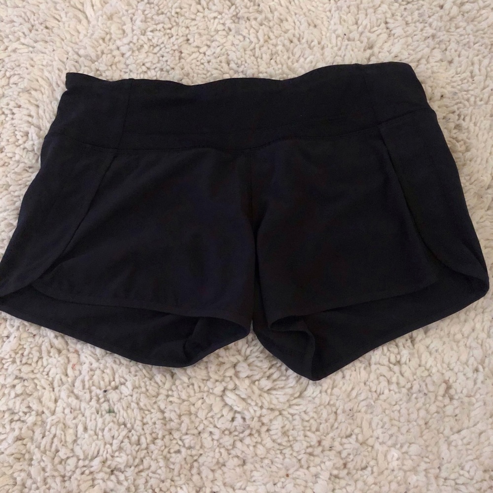 lululemon Speed Up shorts black sz 6